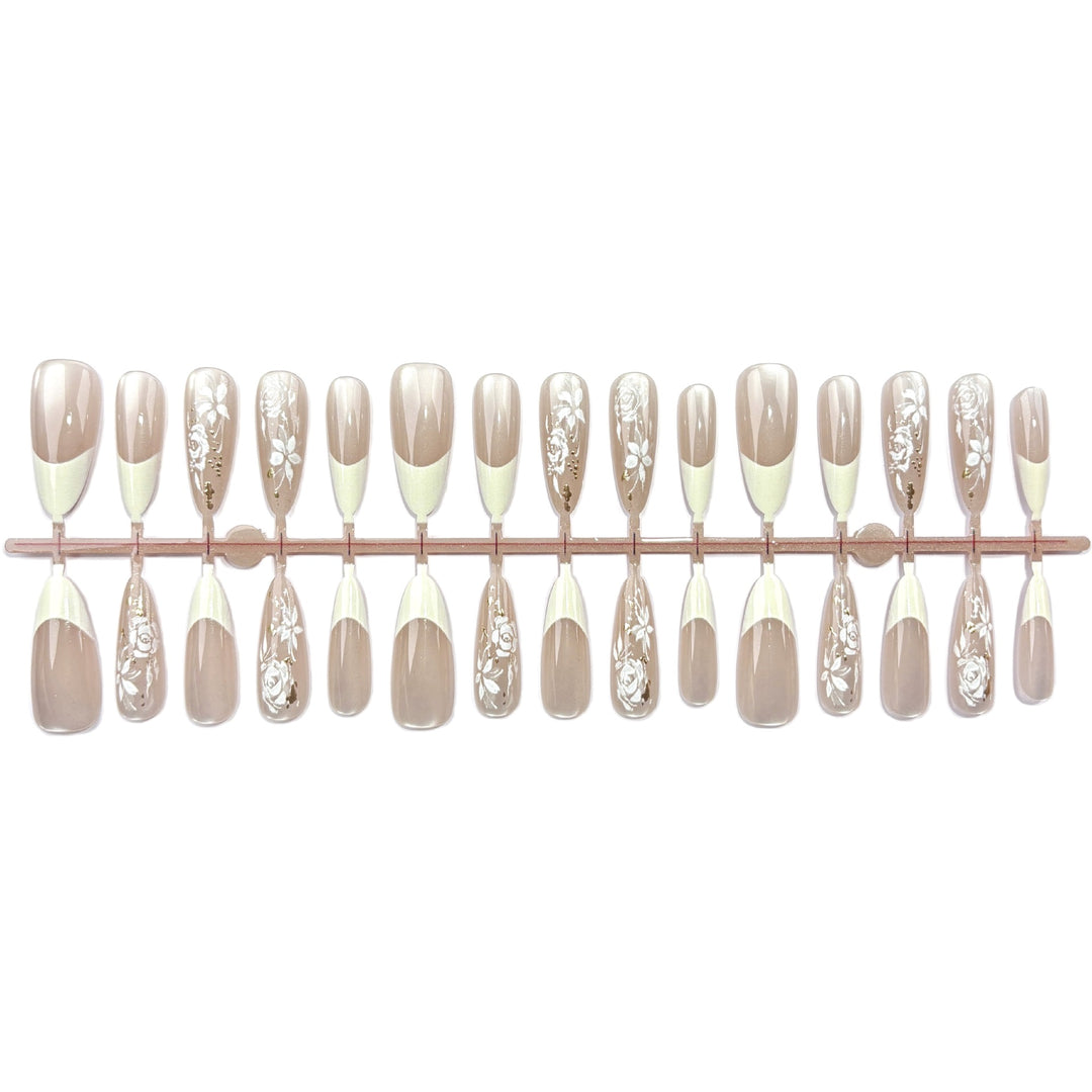 Elegant Floral Accent Press-On Nail Art Set