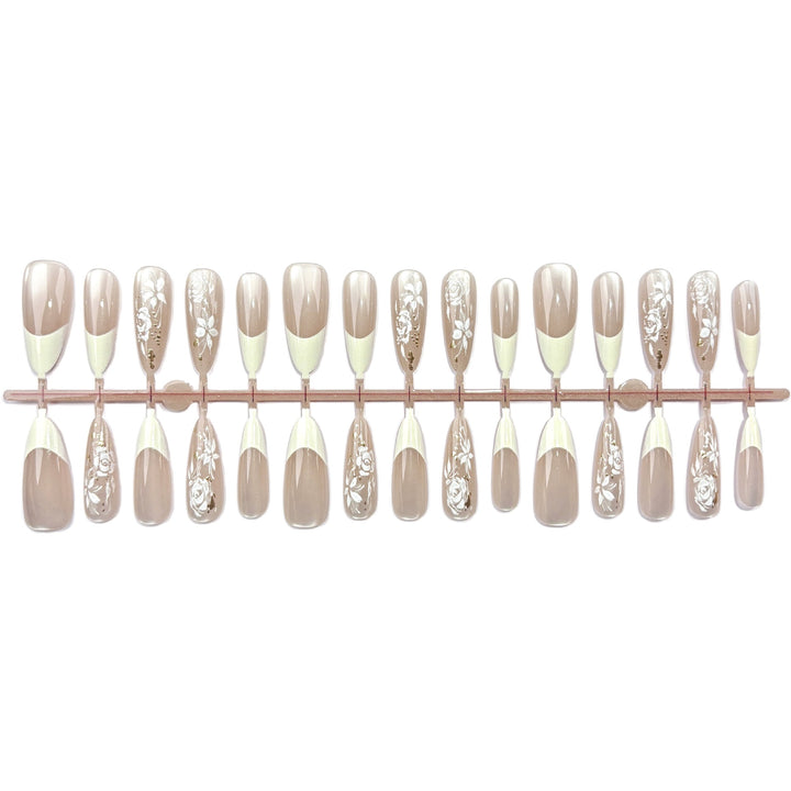 Elegant Floral Accent Press-On Nail Art Set