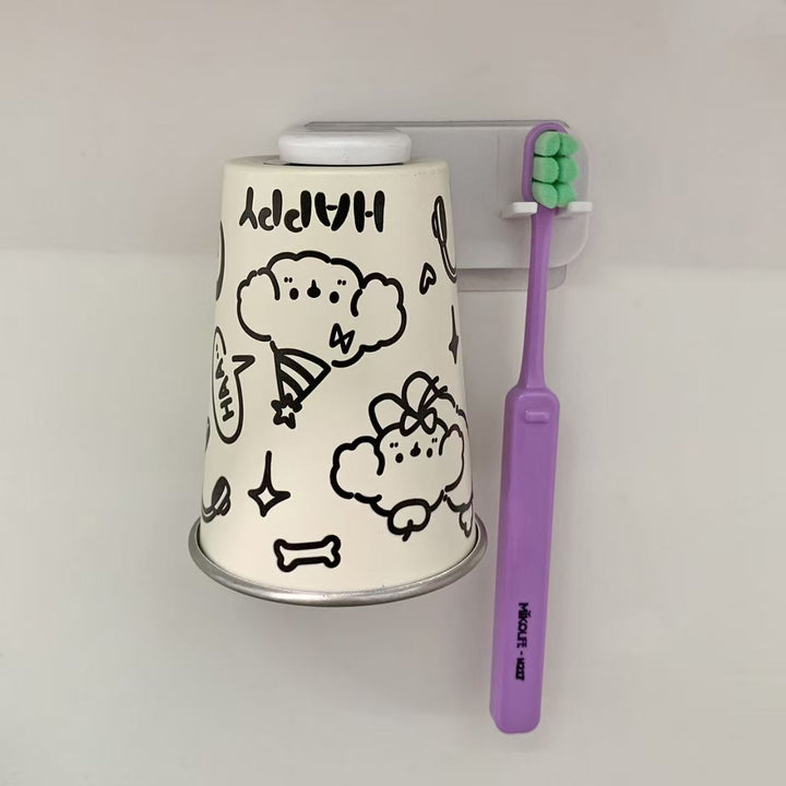 Wall-mounted toothbrush holder with playful animal design Stornfield