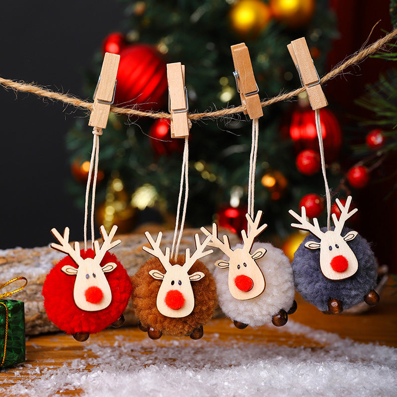 Festive Reindeer Decoration Figure Stornfield