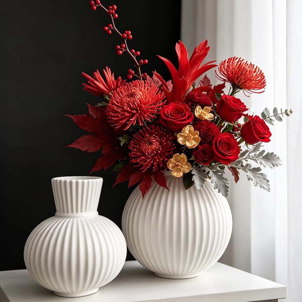 Elegant Ribbed Ceramic Vase Stornfeild