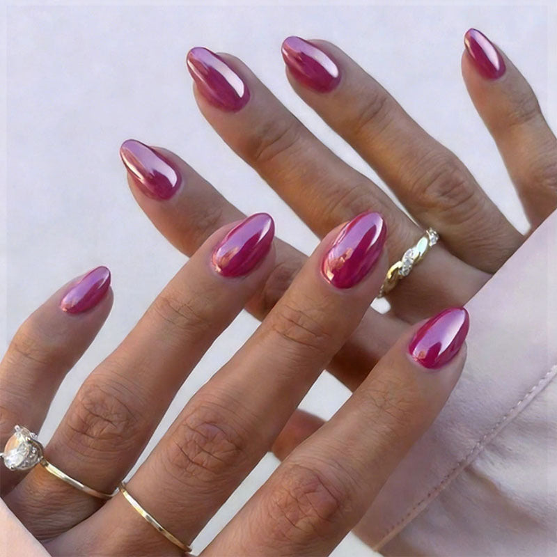 Nail art set with elegant, shiny tips Stornfield