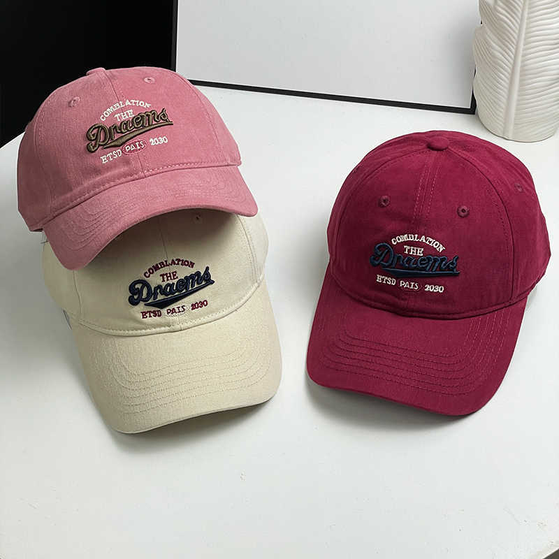 Unisex Vintage-Inspired Embroidered Baseball Cap Stornfield