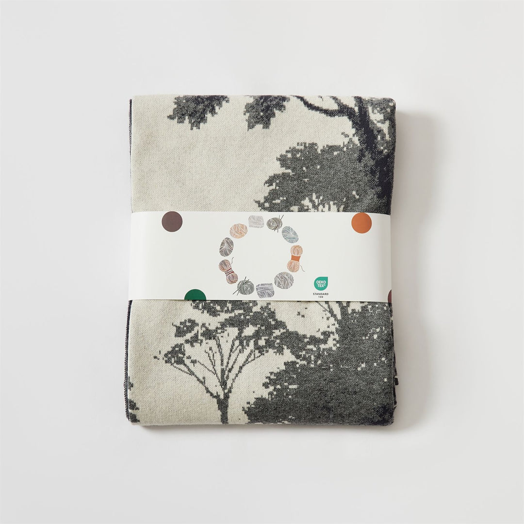 Luxury Jacquard Cotton Throw Blanket with Botanical Pattern