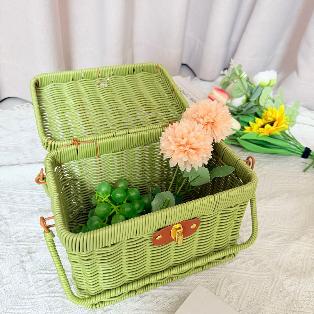 Women's Handcrafted Rattan Picnic Basket Stornfield