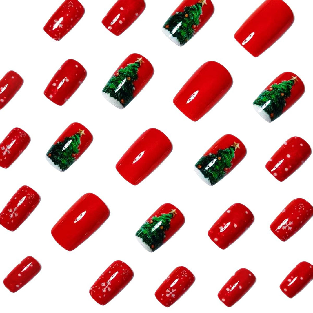 Artificial nails in festive Christmas design Stornfield