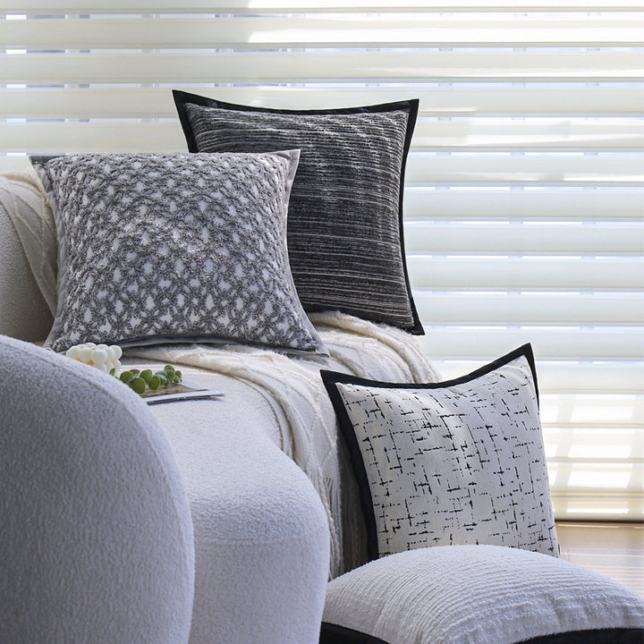 Decorative cushion with modern line pattern