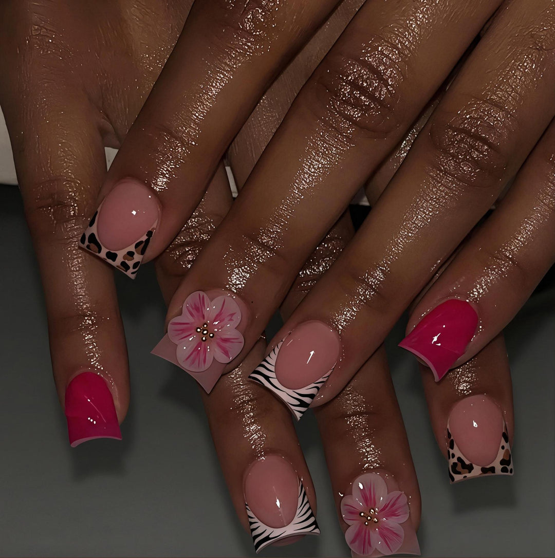 Decorative Floral Press-On Nail Art Set Stornfield