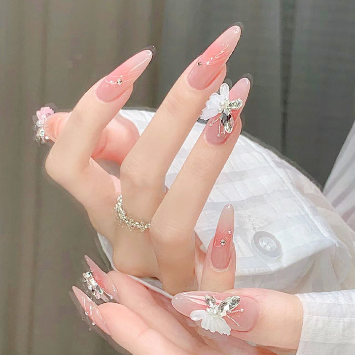 Glamorous Nail Designs Stornfield