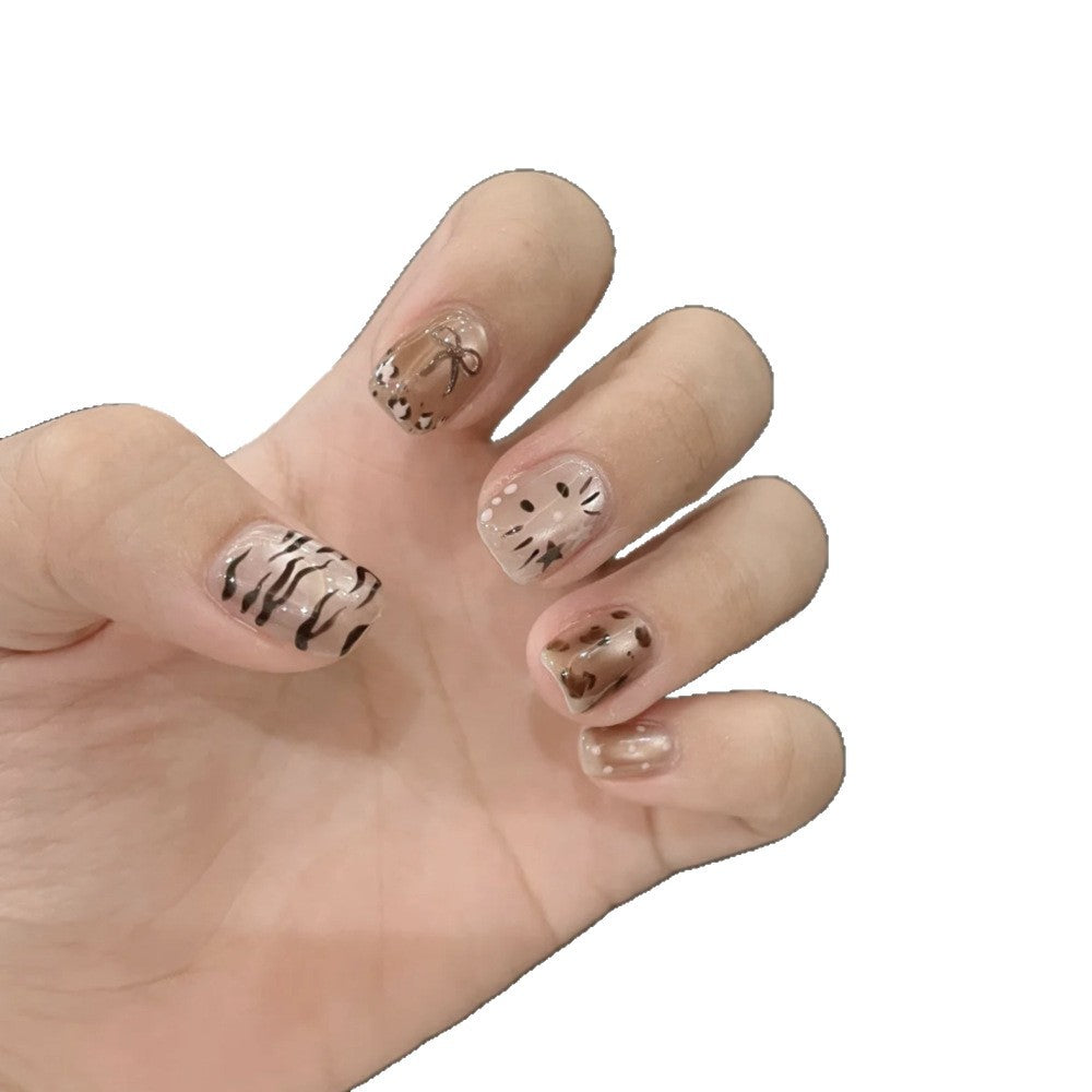 Trendy Artistic Press-On Nail Set Stornfield