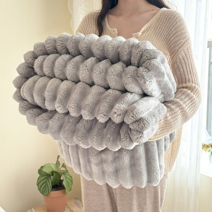 Women's Oversized Snuggle Blanket with Haptic Stornfield