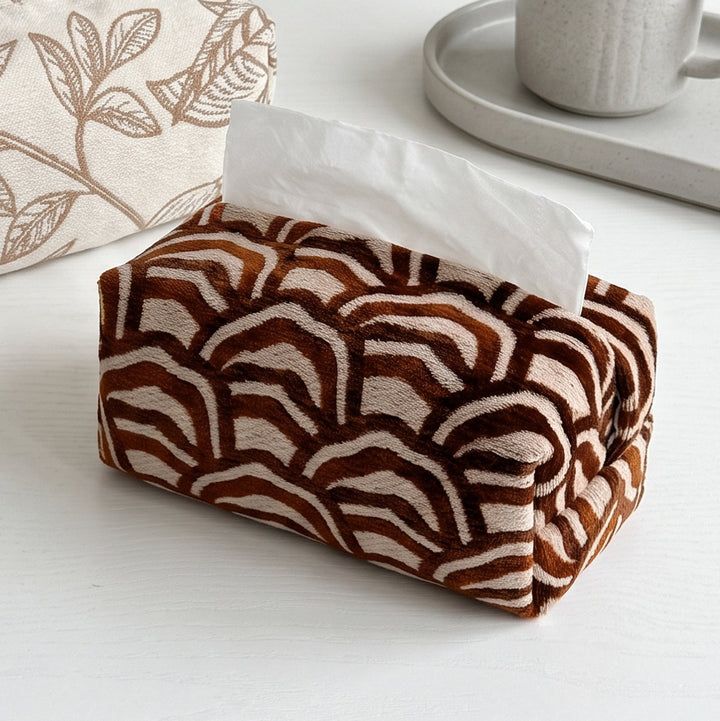 Decorative tissue box cover with floral design