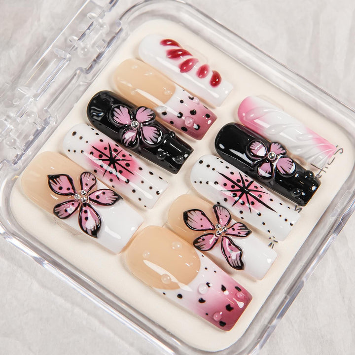 Artistic Decorative Press-On Nail Art Set