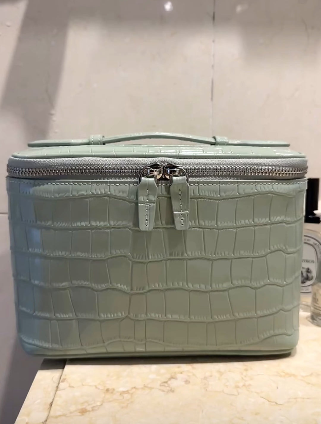 Luxurious Cosmetic Storage Bag Stornfield