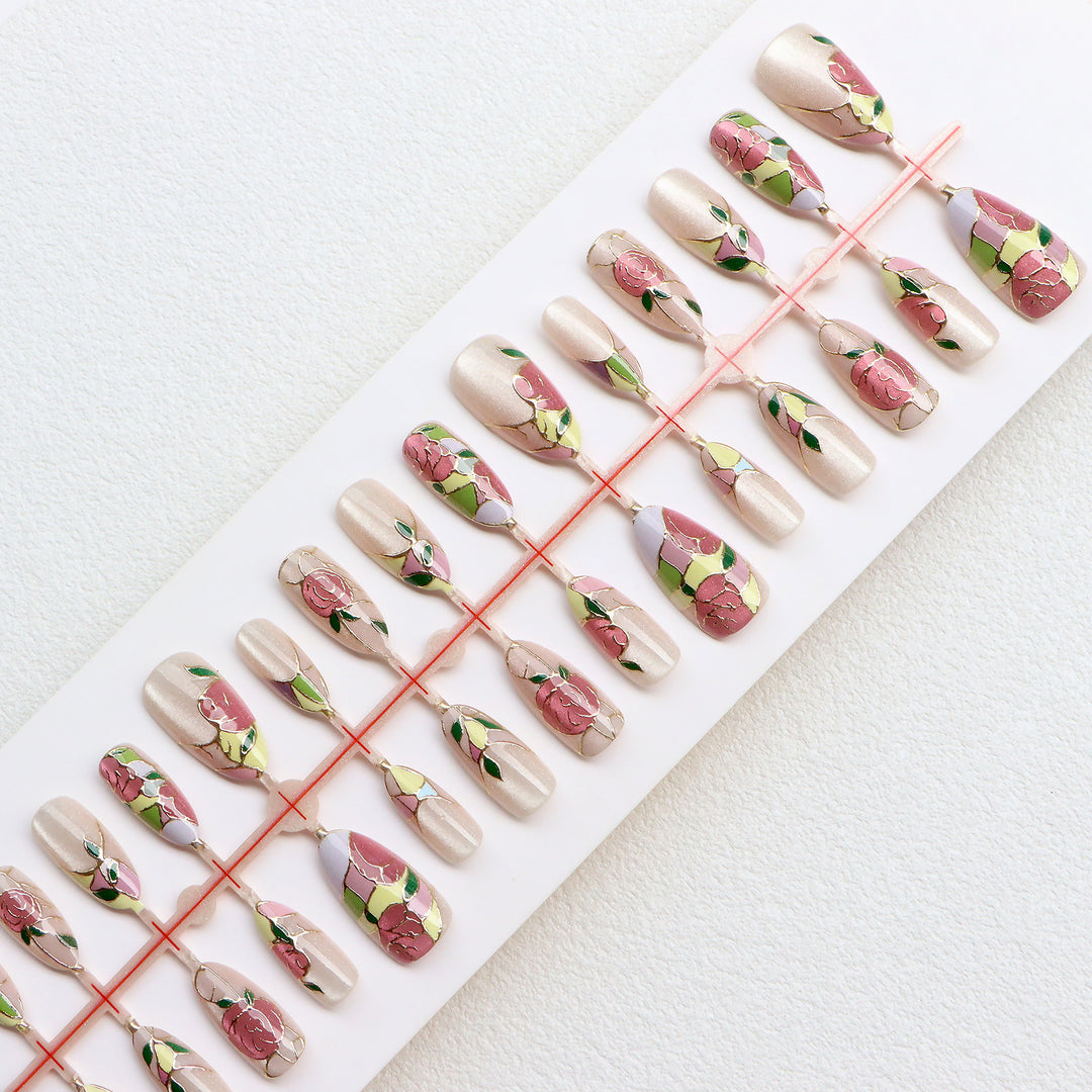 Floral Themed Press-On Nail Art Set Stornfield