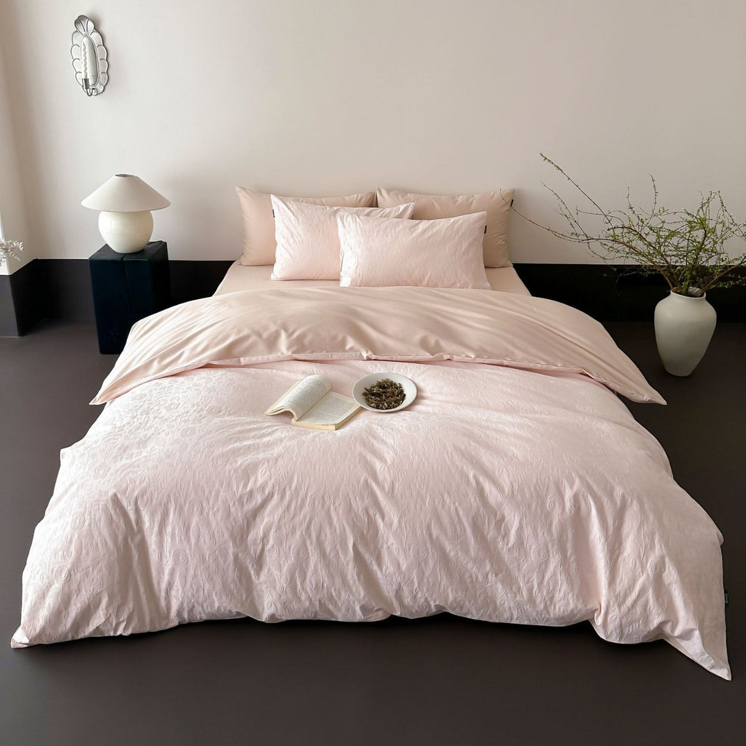 Luxury bedding set made of cotton satin with fine jacquard structure