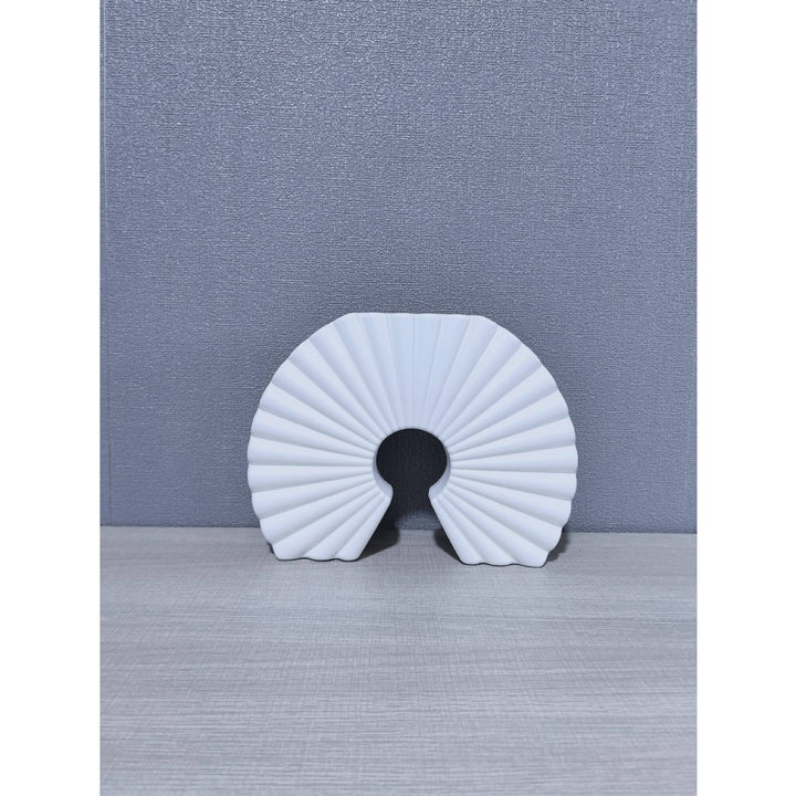 Decorative Fan-Shaped Stornfeild