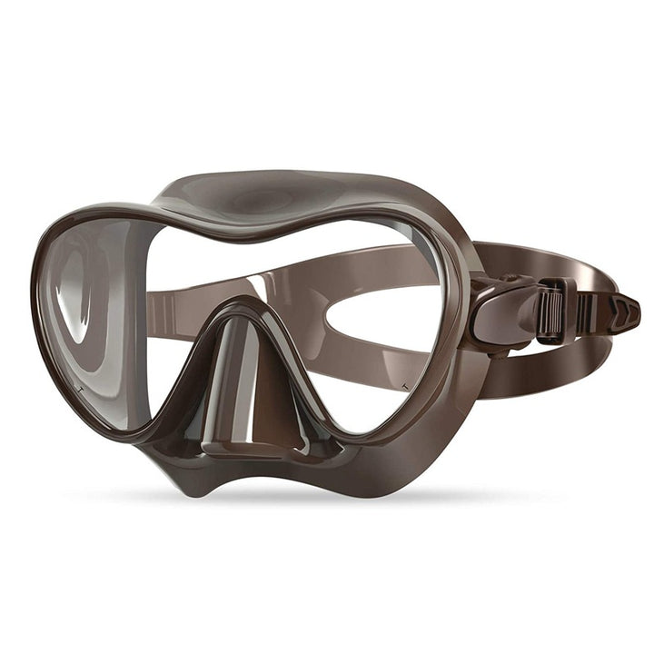 Diving mask with flexible silicone edge and clear field of vision Stornfield