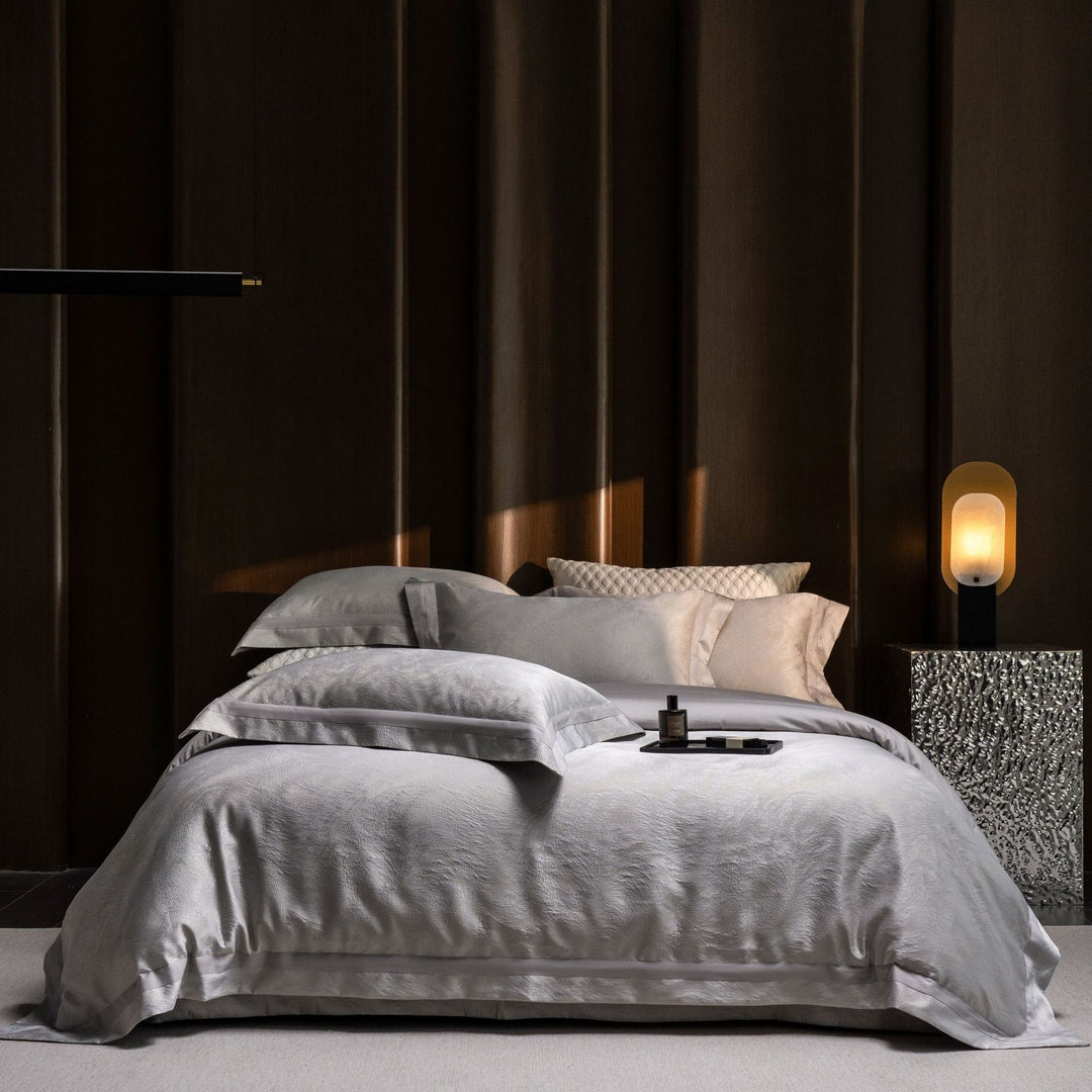 Hotel-Weight Stonewashed Textured Duvet Cover Bedding Ensemble with Oxford Pillowcases