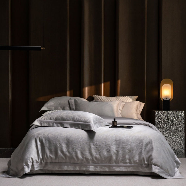 Hotel-Weight Stonewashed Textured Duvet Cover Bedding Ensemble with Oxford Pillowcases