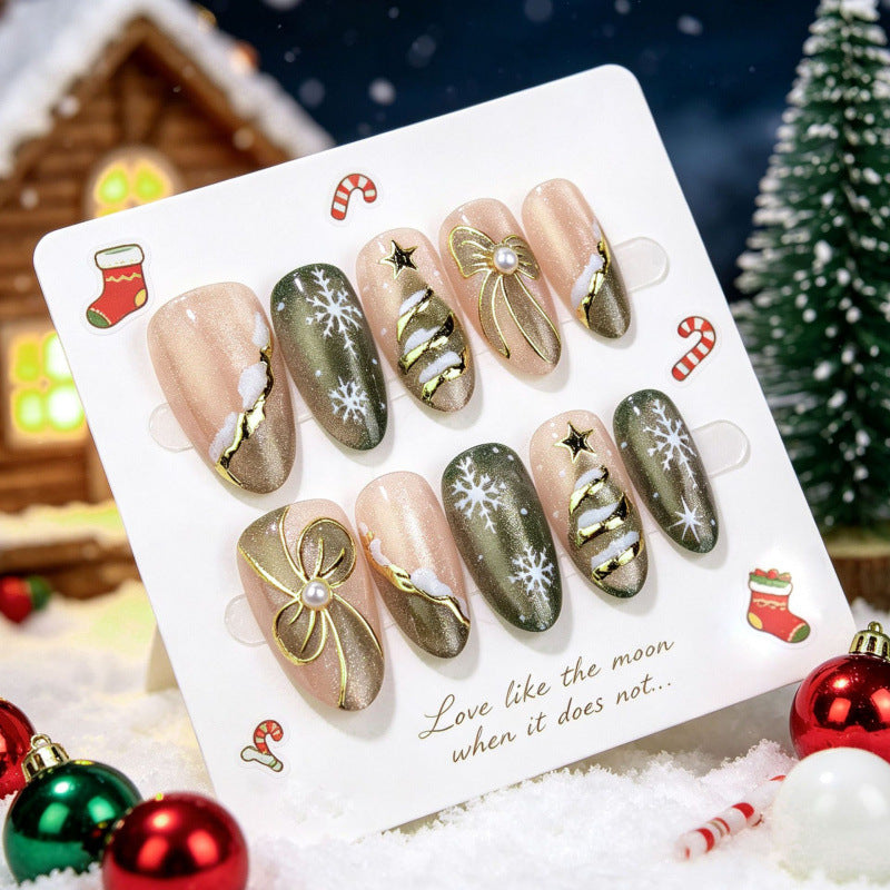 Festive Holiday-Themed Press-On Nails