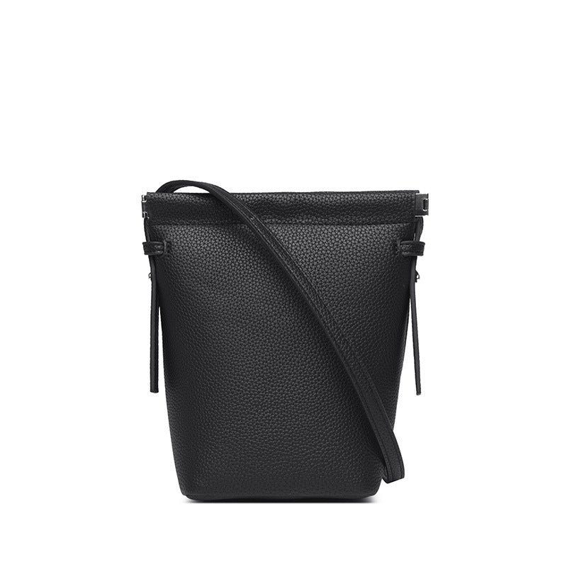 Elegant Textured Bucket Bag Stornfield