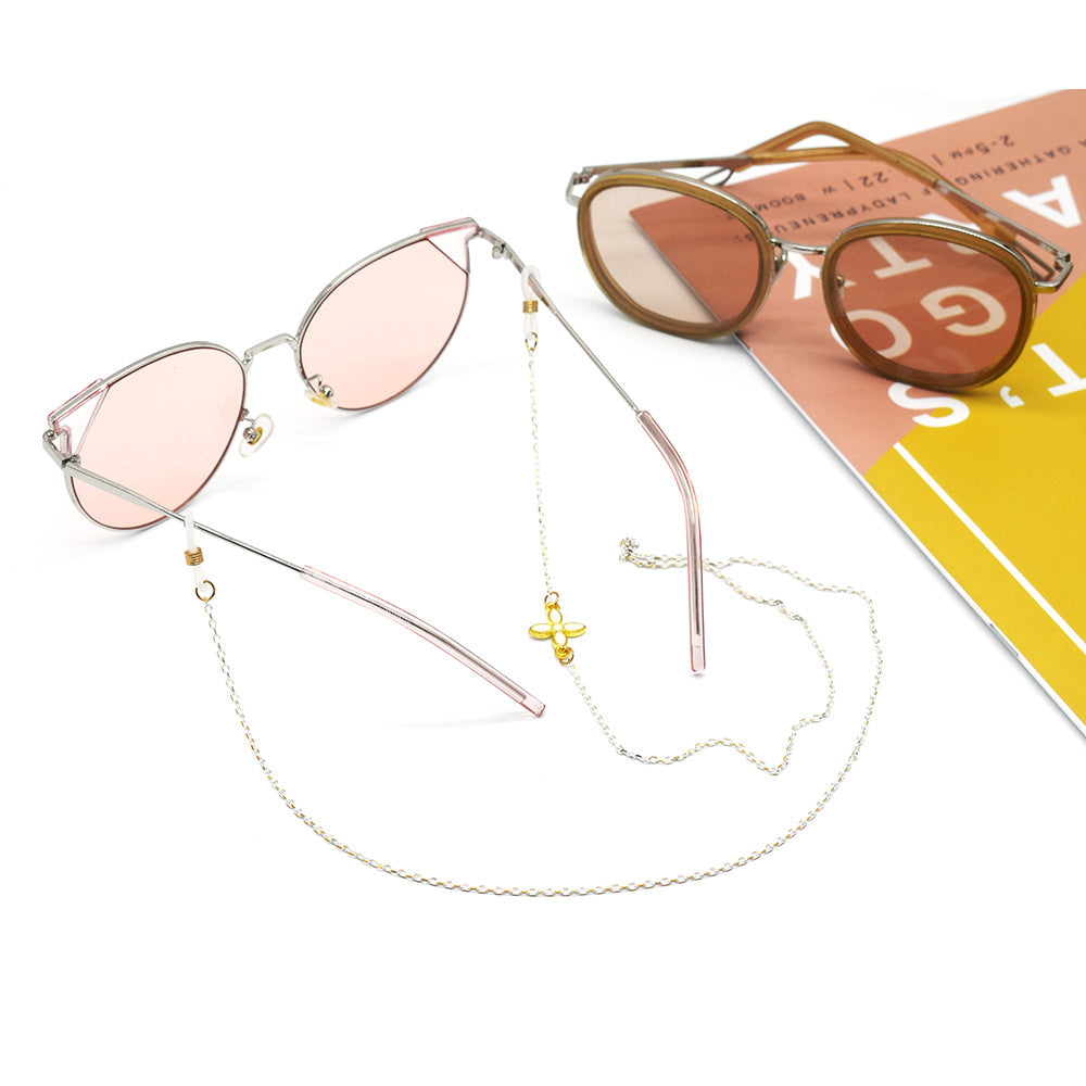 Elegant Floral-Design Eyewear Chain Stornfield
