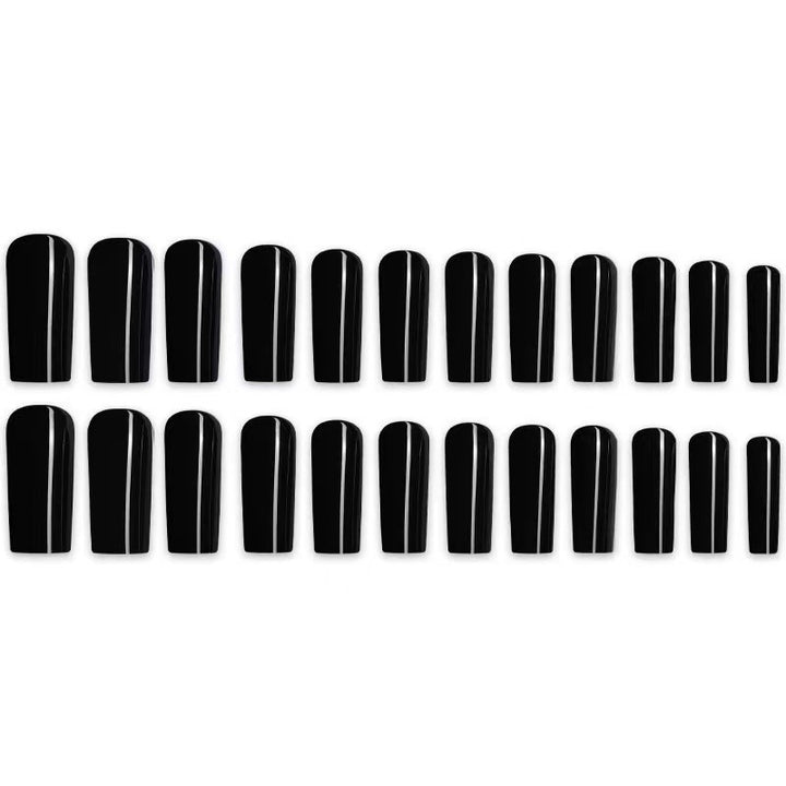 Artificial nail set with high-gloss, elegant tips Stornfield