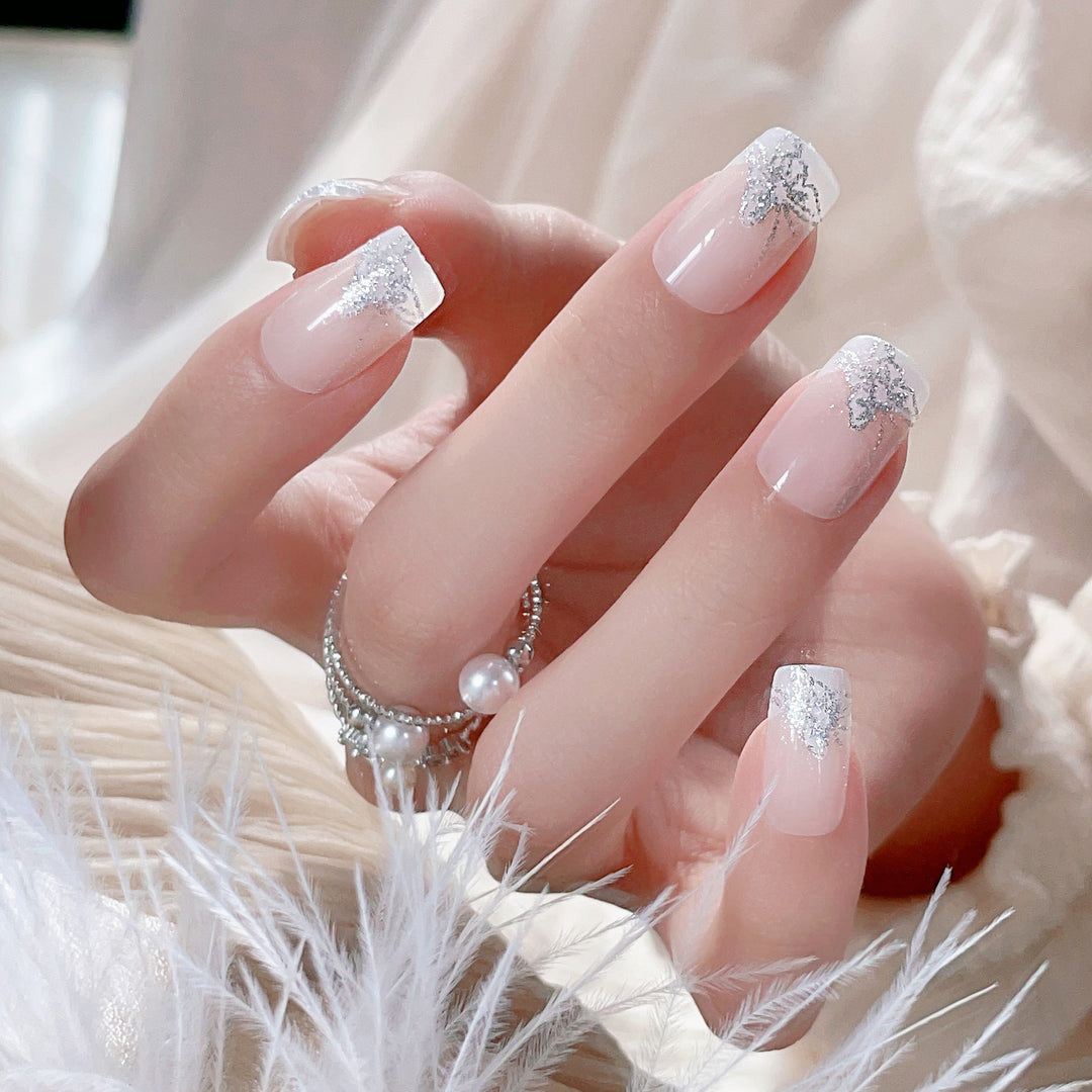 Elegant Press-On Nail Set with Floral Designs