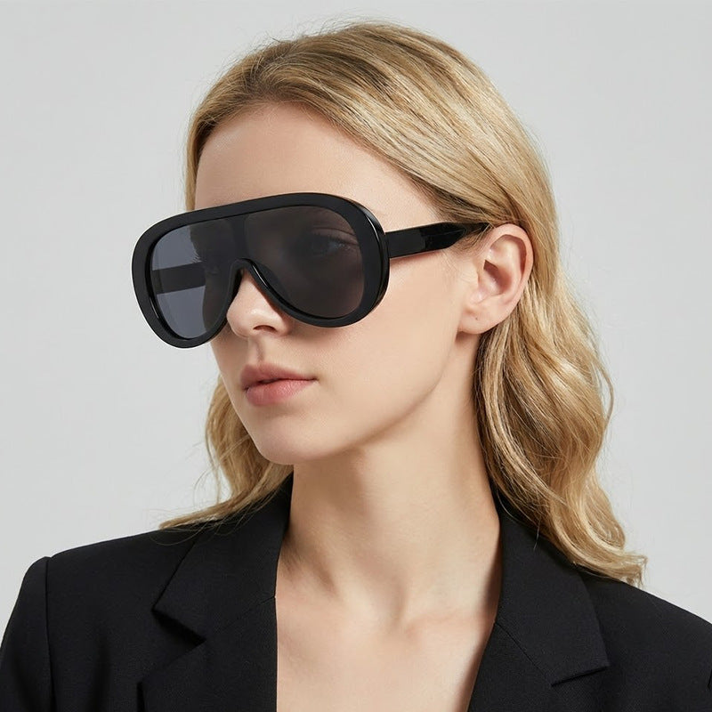 Ladies fashionable sunglasses with wide frame Stornfield