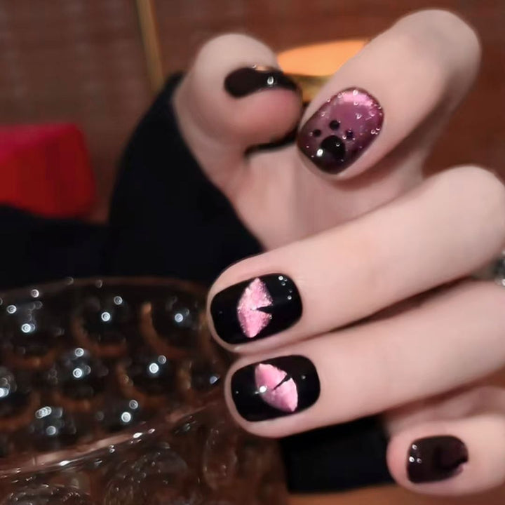 Cute Character Press-On Nail Art Set Stornfield