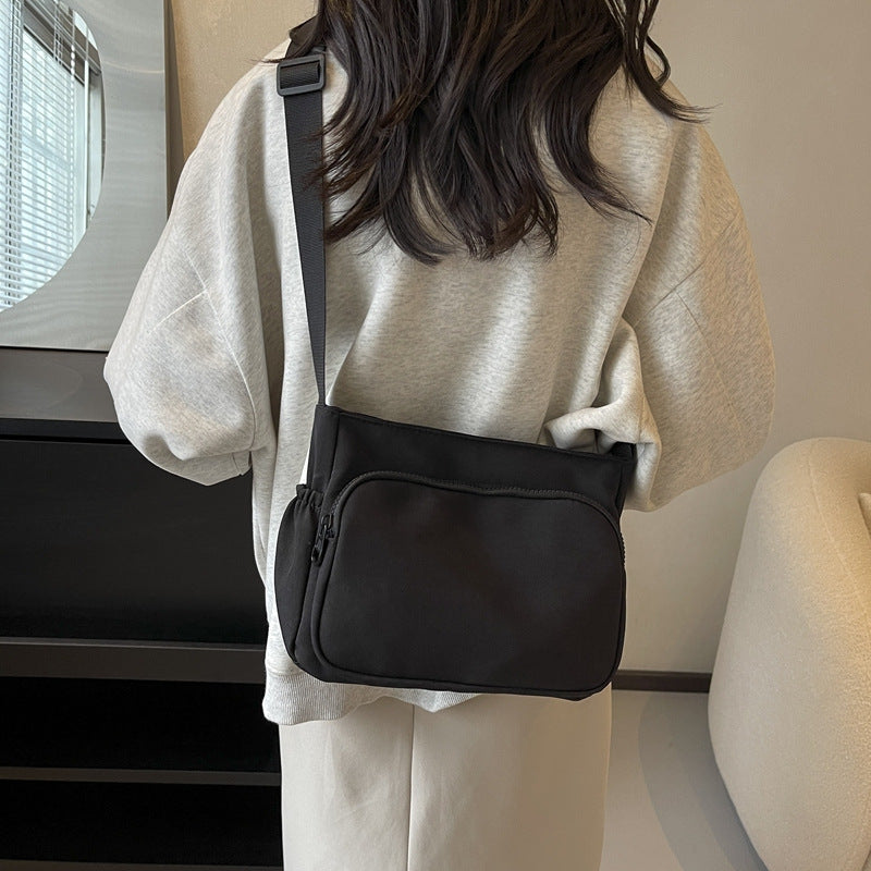 Practical shoulder bag with versatile storage compartments Stornfield