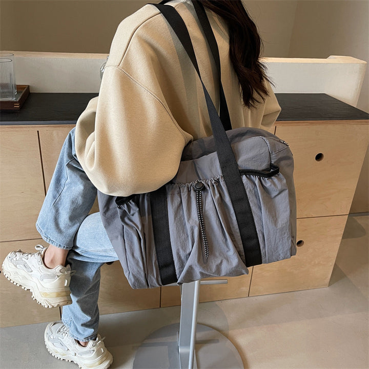 Versatile Travel Tote Stornfield