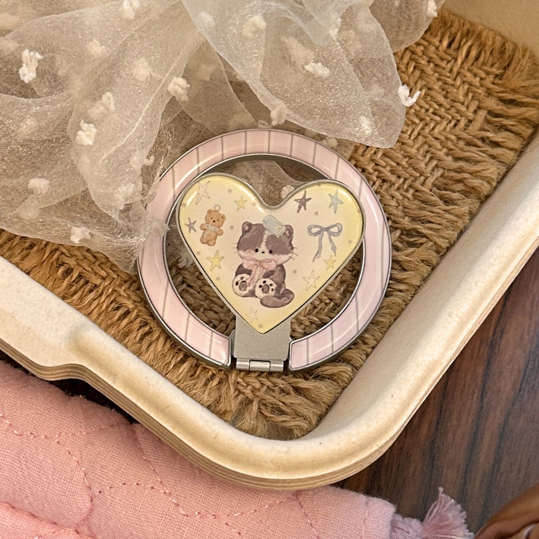 Hand mirror in heart-shaped design with cute bear motif Stornfield