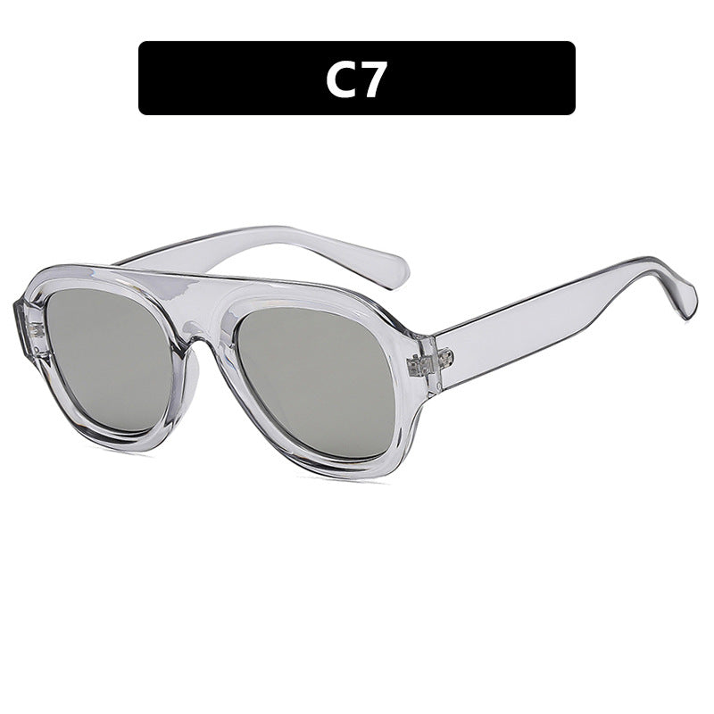 Women's oversized sunglasses with modern design and UV protection Stornfield