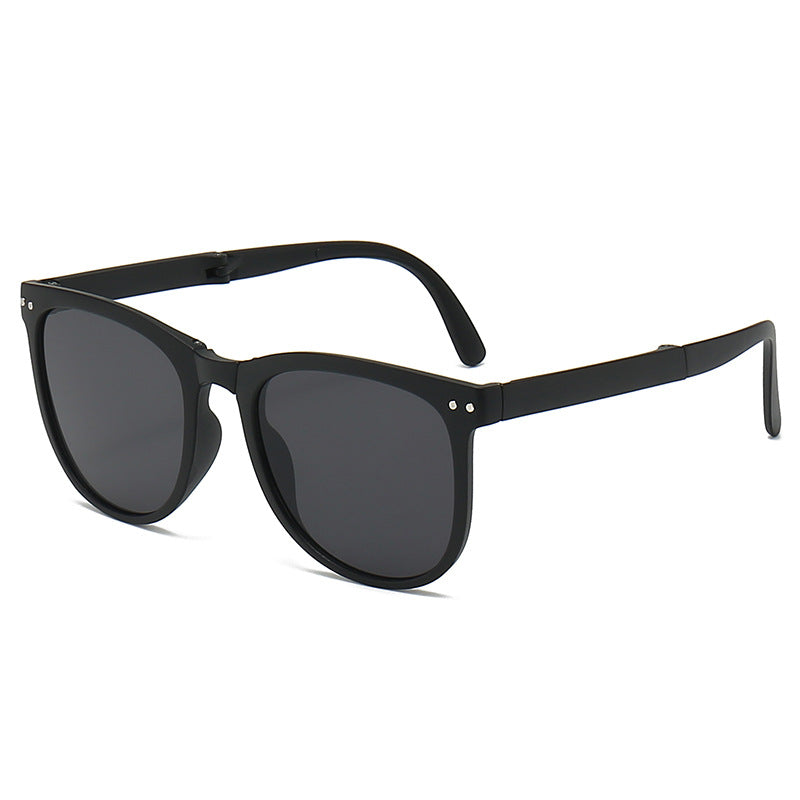 Ladies trendy sunglasses with multifaceted frame Stornfield