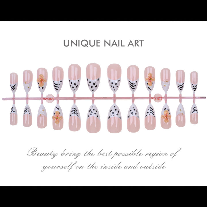 Artistic Flower-Embellished Press-On Nails Stornfield