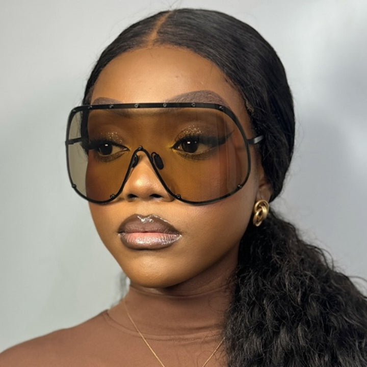 Women futuristic sunglasses with large frame and innovative design Stornfield