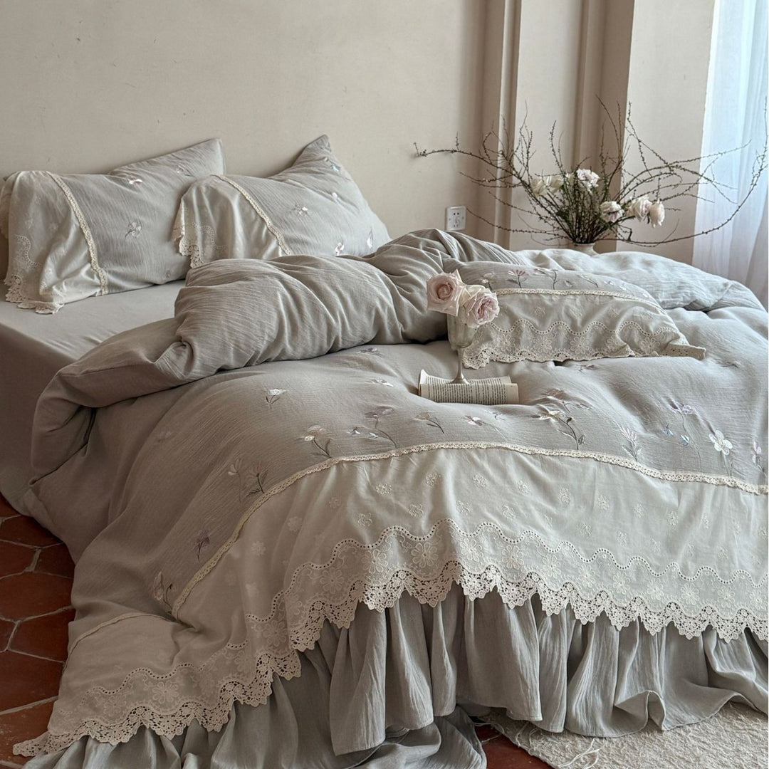 Embroidered Linen-Cotton Ruffled Duvet Cover Set with Lace Trim and Pillow Shams