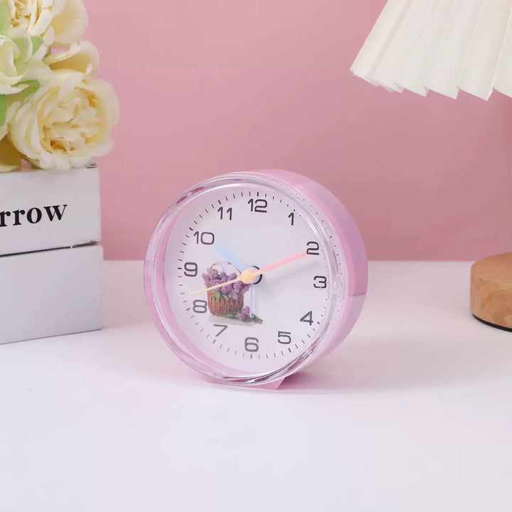 Funny desk clock in apple design Stornfield