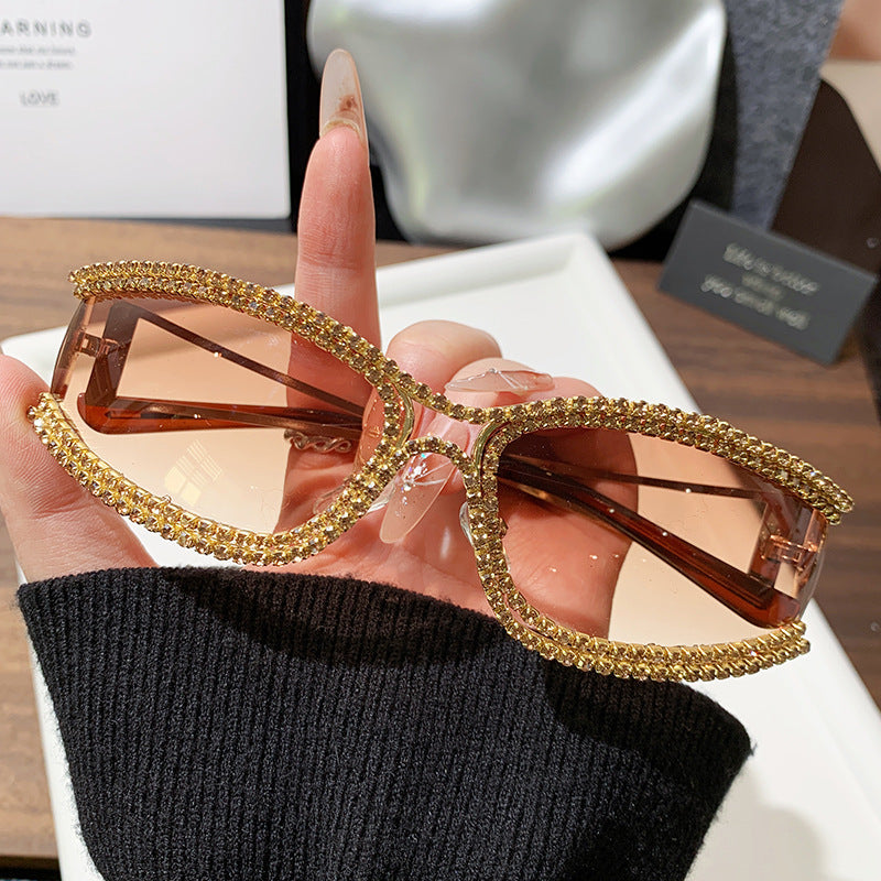 Women Cat-Eye Sunglasses with Sparkling Crystal Frame Stornfield