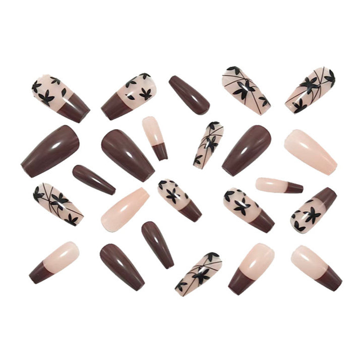 Artificial Nails in Elegant Design with Flower Motif and Gloss Finish Stornfield