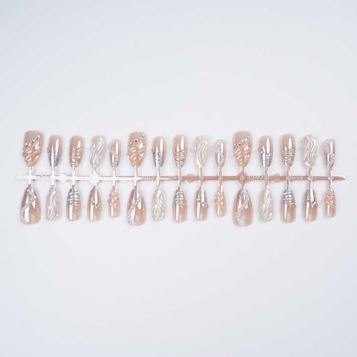 Elegant Rhinestone Artificial Nails Stornfield