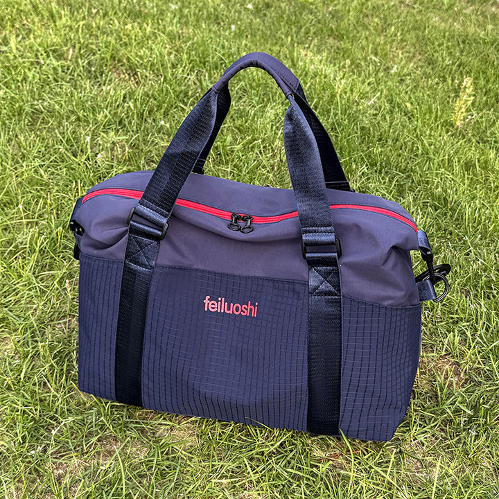 Ladies sporty and practical weekender bag Stornfield