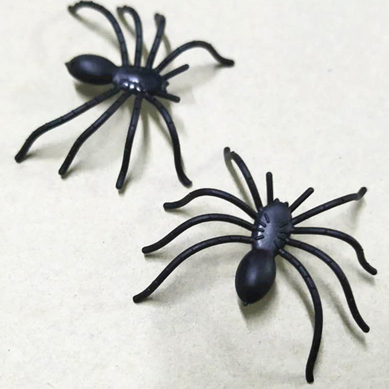 Realistic Spider Figurine Set Stornfield