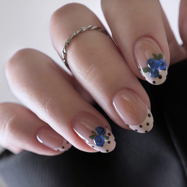 Artistic Floral-Themed Press-On Nail Set