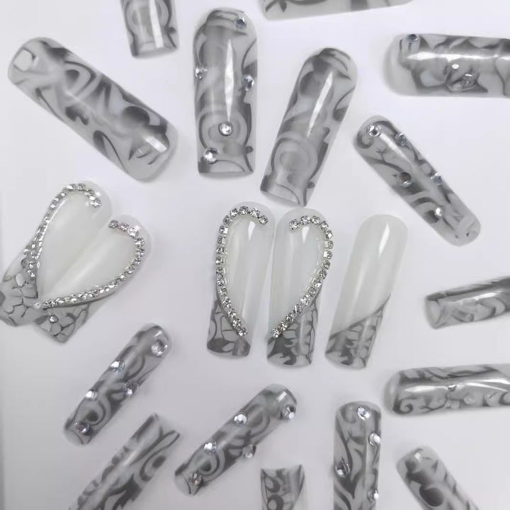 Artificial nails with modern night motif Stornfield