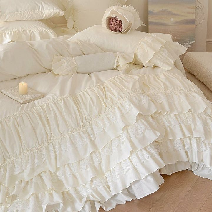 Romantic ruffle bedspread with lace trim