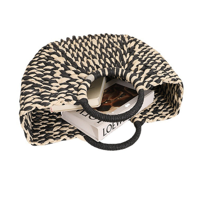 Stylish basket bag with round handle Stornfield
