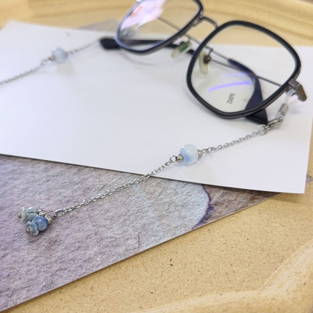 Delicate Bead-Embellished Eyewear Chain Stornfield